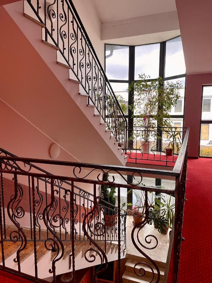 Hotel Dowhan Nowe Dış mekan fotoğraf