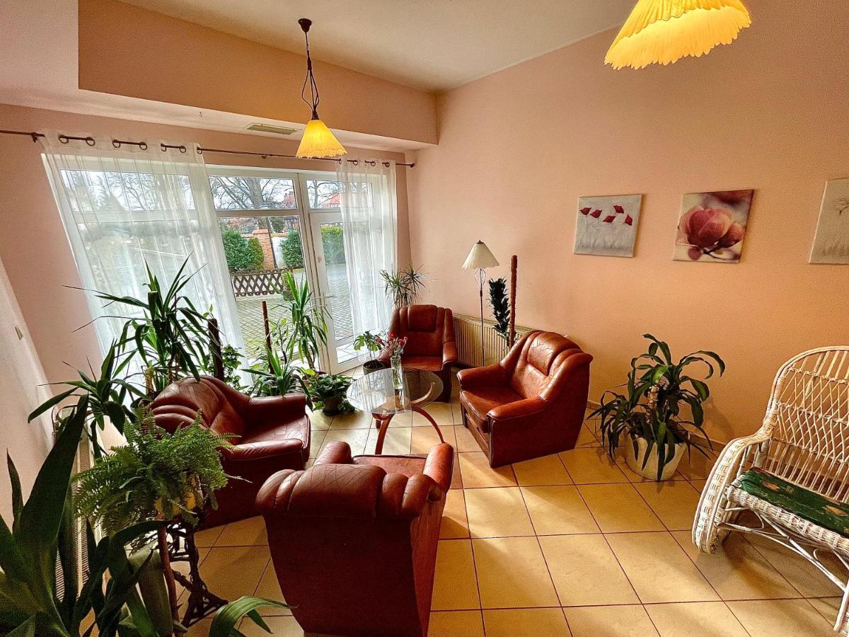 Hotel Dowhan Nowe Dış mekan fotoğraf