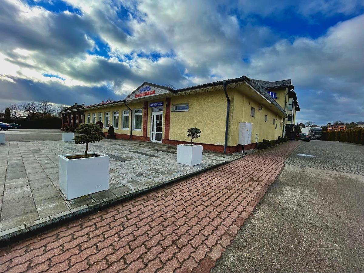 Hotel Dowhan Nowe Dış mekan fotoğraf